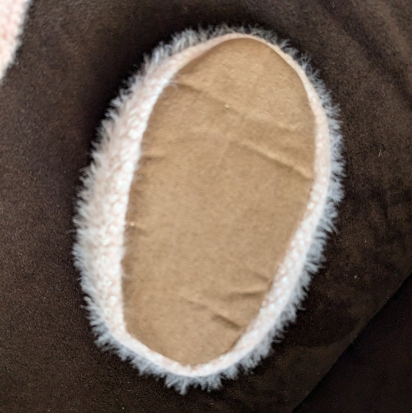 So'Dorable Pink Bloomer Overalls Photo Outfit with Fuzzy Booties - Picture 5 of 5